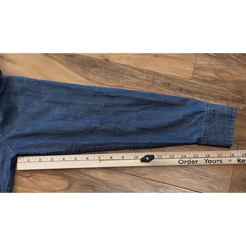 Banana Republic Mens Medium Blue Denim Untucked Slim Fit Button Up Shirt Cotton
